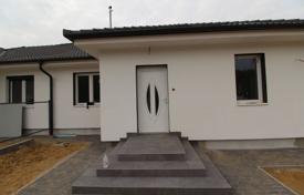 Şehir içinde müstakil ev – Hajdu-Bihar, Macaristan. 202,000 €