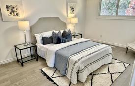 12 odalılar konak North York'da, Kanada. C$1,748,000