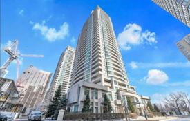 6 odalılar daire North York'da, Kanada. C$1,052,000