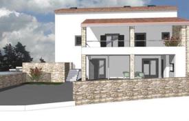 4 odalılar şehir içinde müstakil ev 240 m² Kanfanar'da, Hırvatistan. 205,000 €