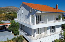 7 odalılar şehir içinde müstakil ev 267 m² Split-Dalmatia County'da, Hırvatistan. 995,000 €
