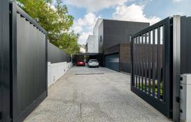 7 odalılar villa 900 m² Souni-Zanakia'da, Kıbrıs. 7,200,000 €