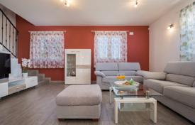 3 odalılar şehir içinde müstakil ev 180 m² Fažana'da, Hırvatistan. 1,128,000 €