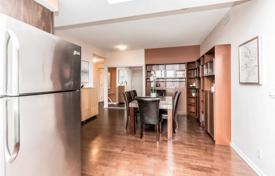 3 odalılar daire Bay Street'da, Kanada. C$1,243,000