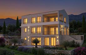 Arsa Reževići'de, Karadağ. 895,000 €
