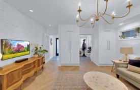 8 odalılar konak Old Toronto'da, Kanada. C$1,998,000
