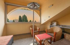11 odalılar şehir içinde müstakil ev 261 m² Opatija'da, Hırvatistan. 1,800,000 €