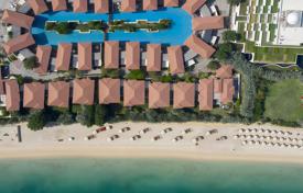 Konut kompleksi Zabeel Saray Royal Villas – The Palm Jumeirah, Dubai, BAE. From $13,729,000