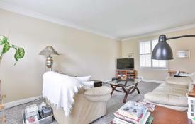 6 odalılar şehir içinde müstakil ev North York'da, Kanada. C$1,677,000