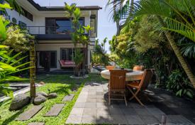 5 odalılar villa 370 m² Jimbaran'da, Endonezya. $577,000