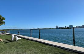 Şehir içinde müstakil ev – North Miami, Florida, Amerika Birleşik Devletleri. $7,899,000