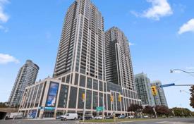 4 odalılar daire Lake Shore Boulevard West'da, Kanada. C$729,000