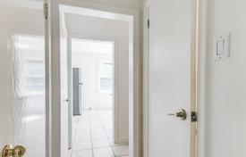 3 odalılar şehir içinde müstakil ev North York'da, Kanada. C$1,711,000