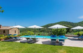 20 odalılar köşk 625 m² Volterra'da, İtalya. 1,950,000 €