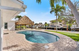 Şehir içinde müstakil ev – Pompano Beach, Florida, Amerika Birleşik Devletleri. $1,799,000