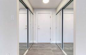 6 odalılar daire North York'da, Kanada. C$1,178,000