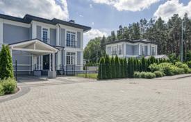4 odalılar şehir içinde müstakil ev 120 m² Piņķi'de, Letonya. 450,000 €