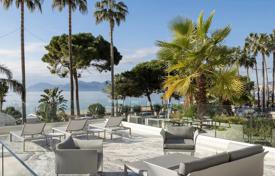 5 odalılar daire Boulevard de la Croisette'de, Fransa. 15,000 € haftalık