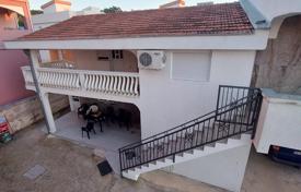Şehir içinde müstakil ev – Dobra Voda, Bar, Karadağ. 170,000 €