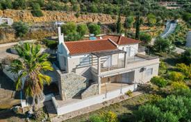2 odalılar şehir içinde müstakil ev 178 m² Nafplio'da, Yunanistan. 370,000 €