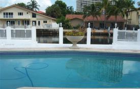 Villa – North Miami Beach, Florida, Amerika Birleşik Devletleri. $1,950,000
