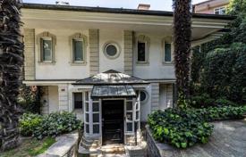 5 odalılar villa Sarıyer'da, Türkiye. $1,891,000