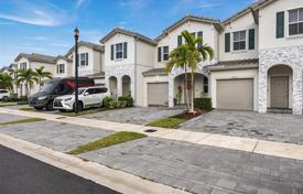 Şehir içinde müstakil ev – Homestead, Florida, Amerika Birleşik Devletleri. $399,000