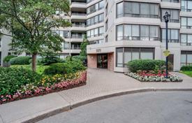 3 odalılar daire North York'da, Kanada. C$851,000