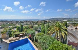 Yazlık ev – Antibes, Cote d'Azur (Fransız Rivierası), Fransa. 1,850,000 €