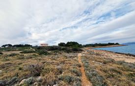 Arsa Split-Dalmatia County'da, Hırvatistan. 668,000 €