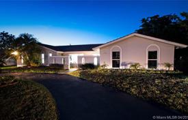 Villa – Pinecrest, Florida, Amerika Birleşik Devletleri. 842,000 €